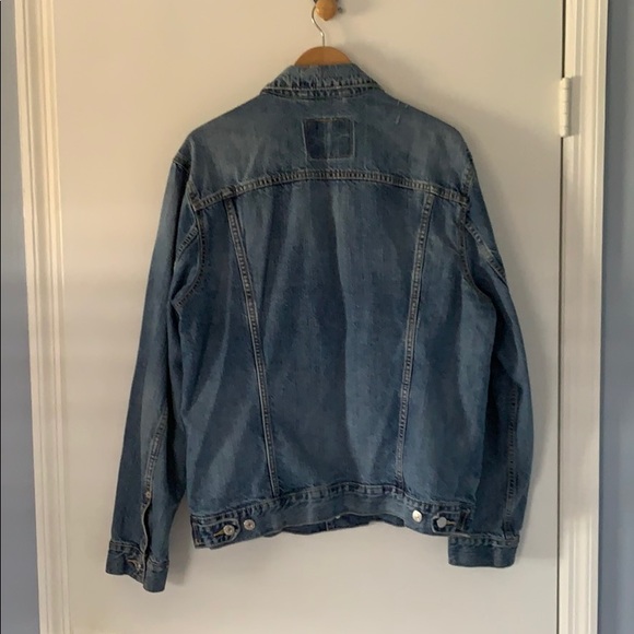 Levi’s Denim Jean Jacket - Picture 4 of 5